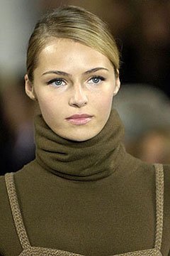 Модные женские стрижки и прически осень-зима 2007 / 2008